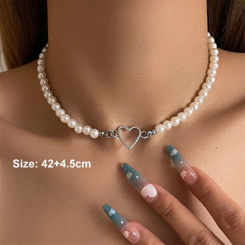 Vintage Imitation Pearl Necklace